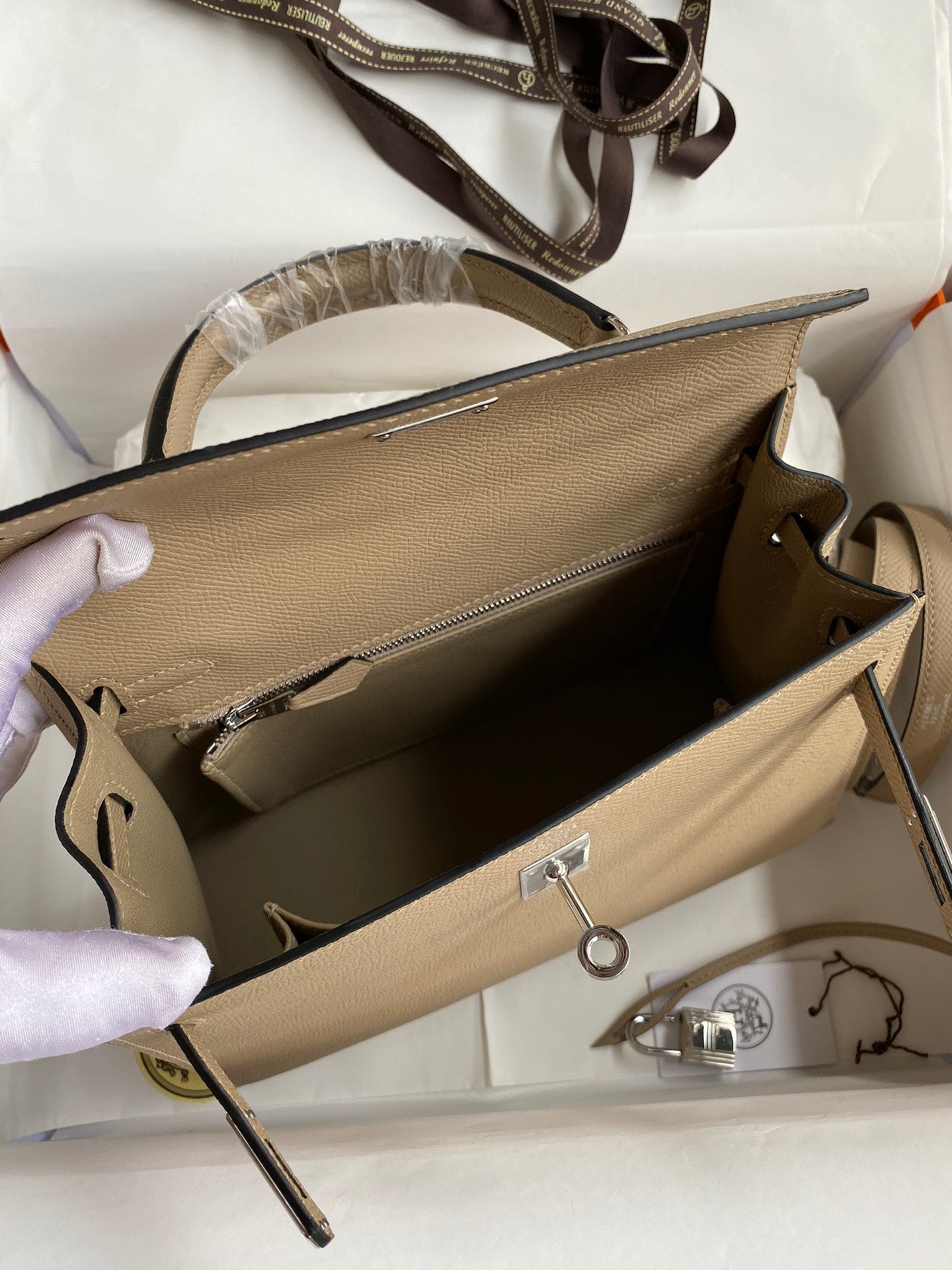 Kelly 25 Epsom Leather Bag