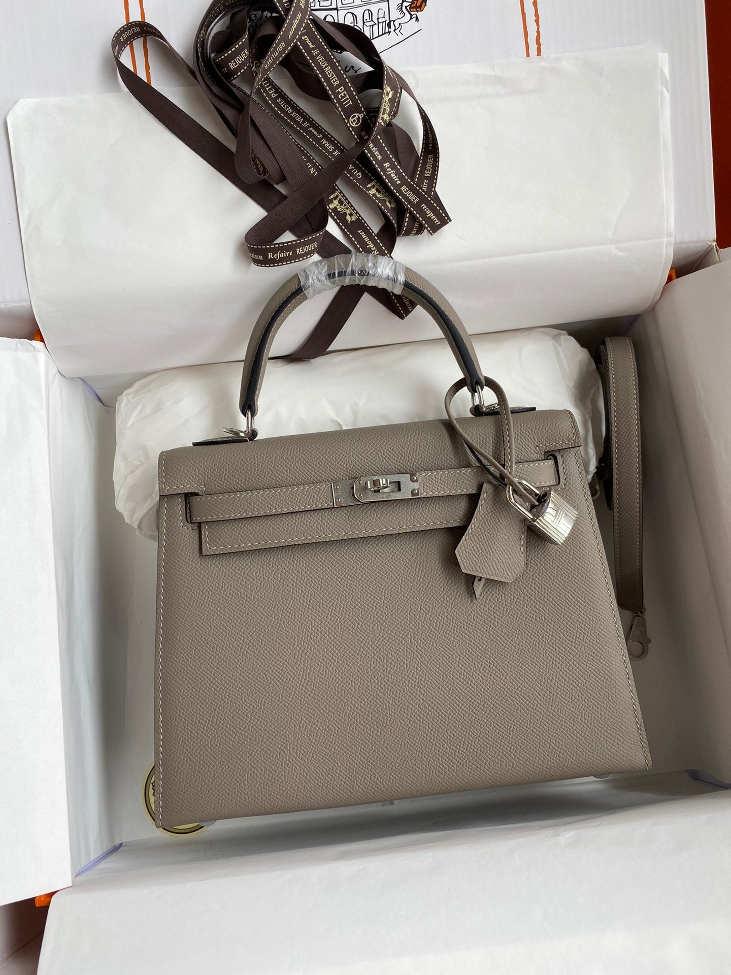 Kelly 25 Epsom Leather Bag