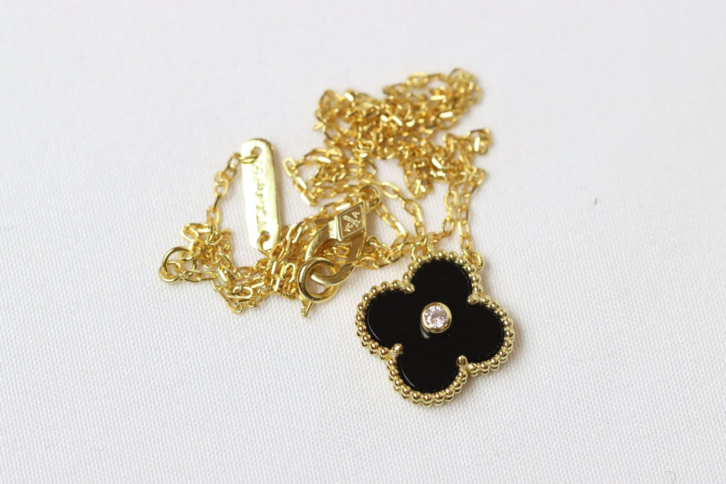 Alhambra Black Onyx Clover Necklace with Center Stone