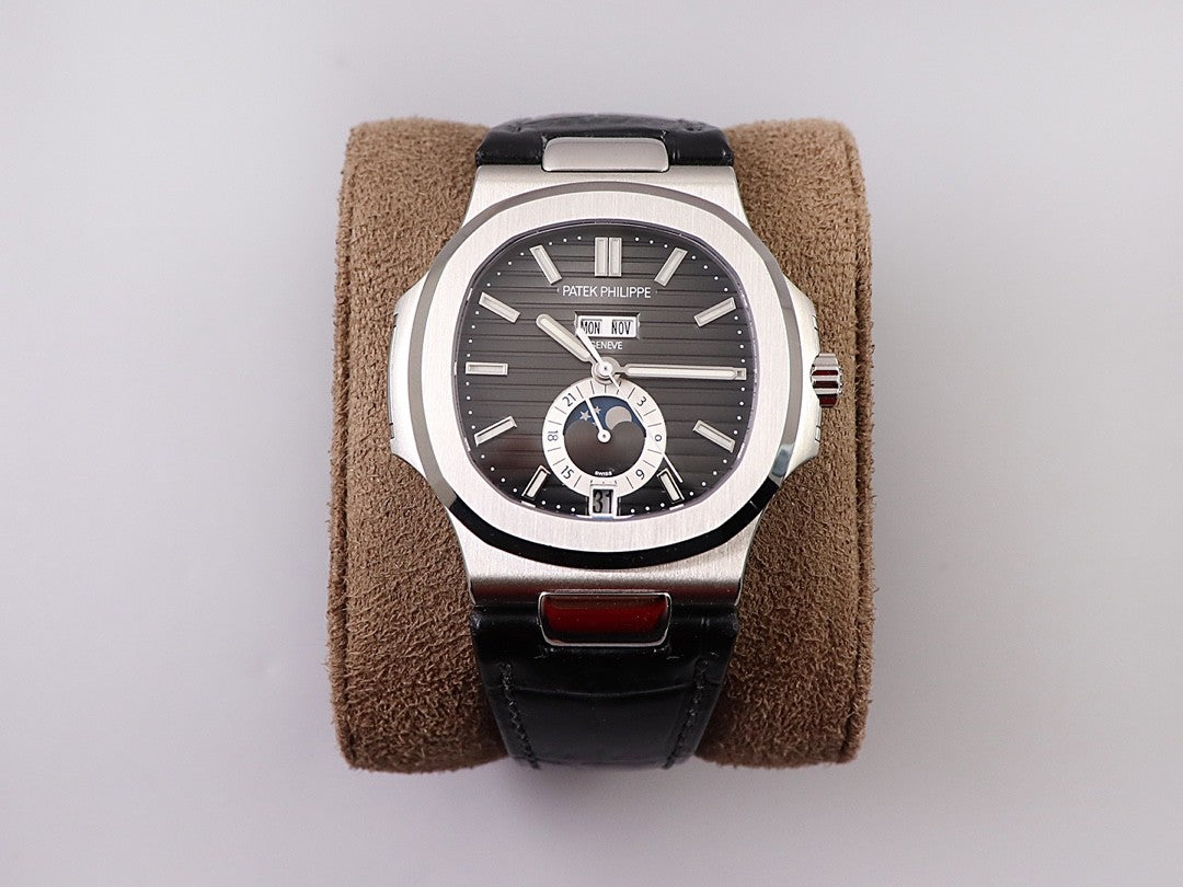 Nautilus 5726 Moonphase Automatic – Black Dial, Leather Strap | 40.5mm