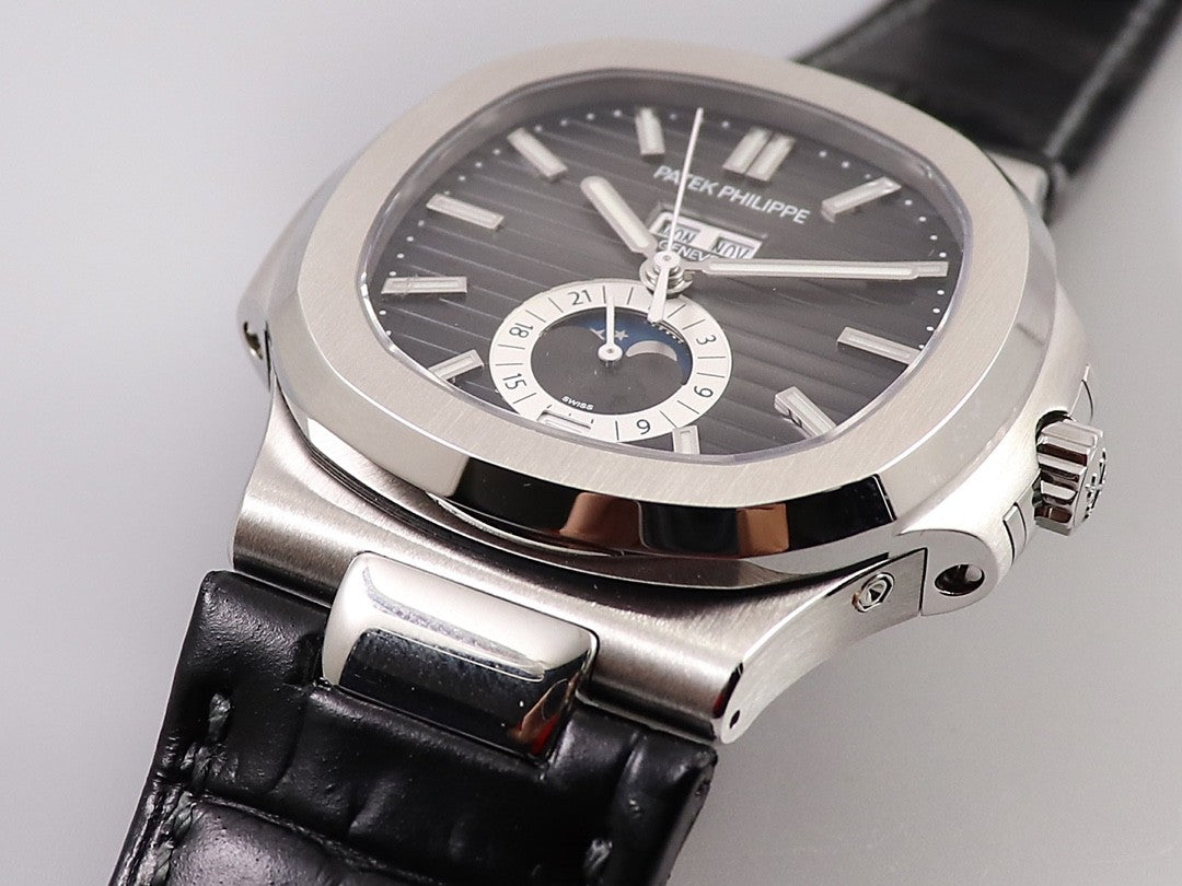 Nautilus 5726 Moonphase Automatic – Black Dial, Leather Strap | 40.5mm