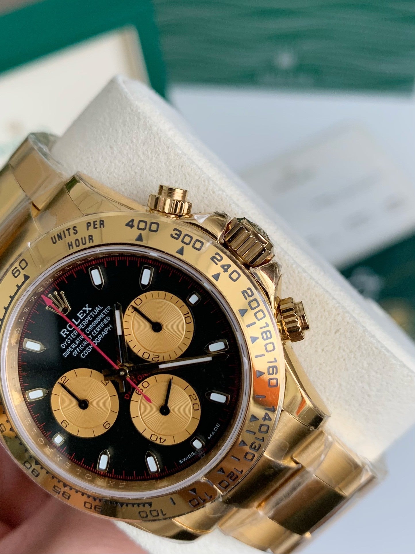 Cosmograph Daytona All Gold Series