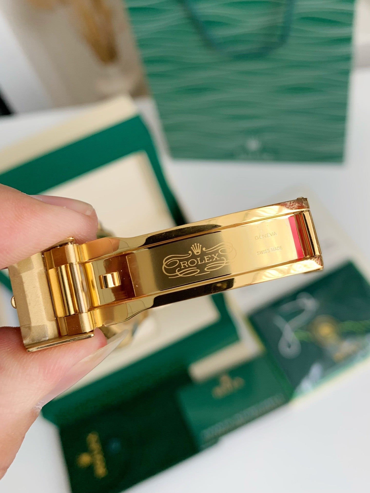 Cosmograph Daytona All Gold Series