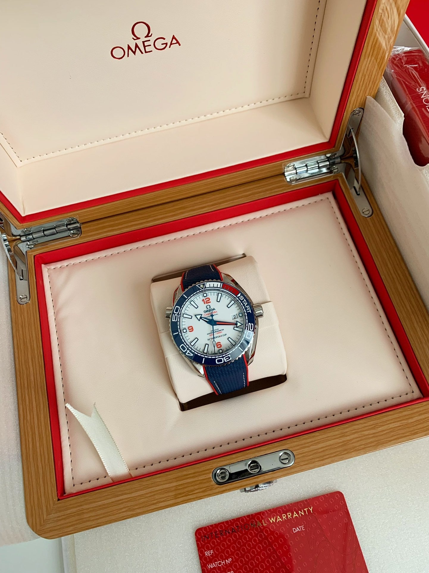 Seamaster Planet Ocean Cosmos Cup – White Dial with Navy Strap, 43.5mm