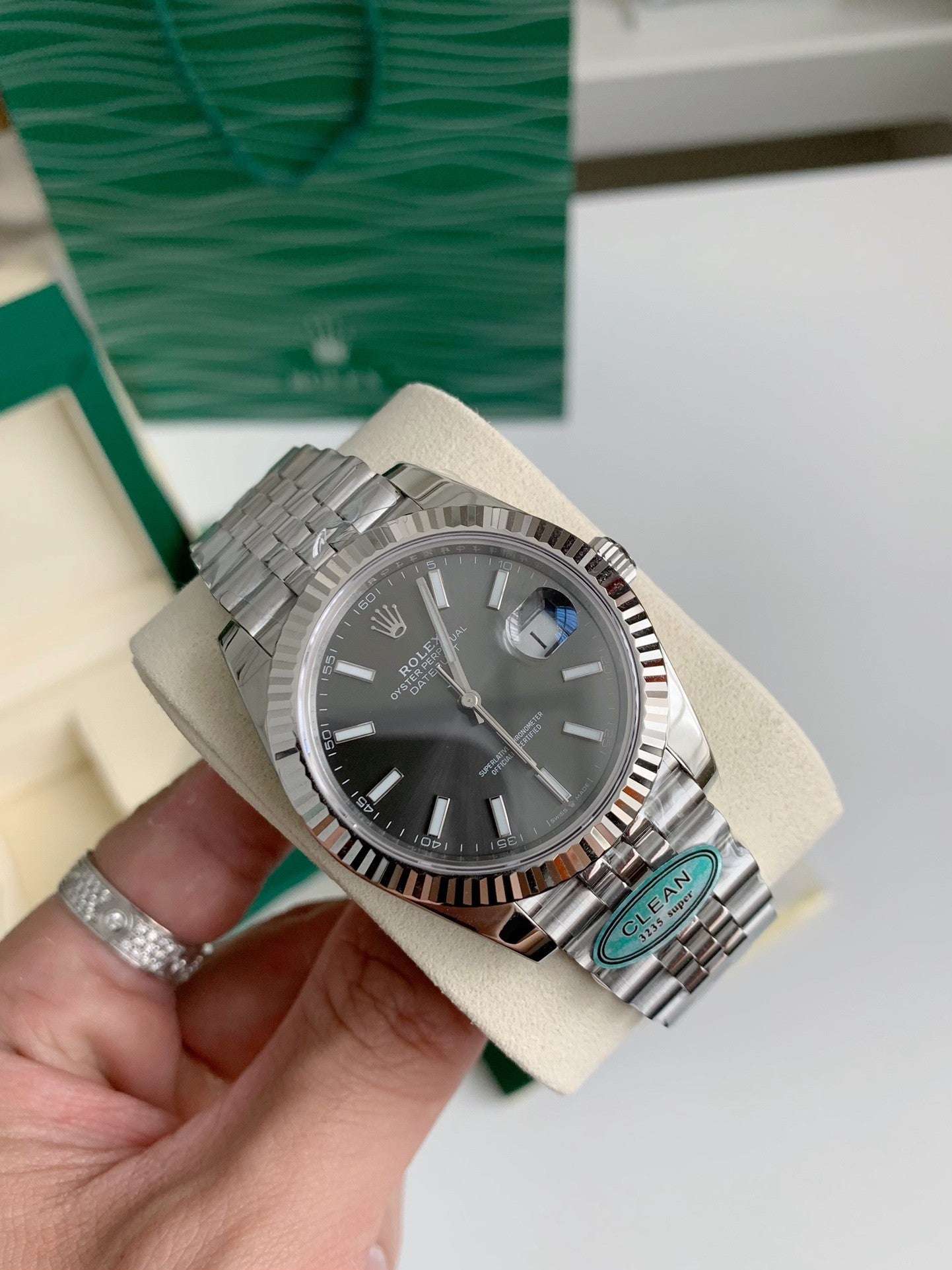 Datejust Style Watch – Slate Grey Dial, Fluted Bezel, 41mm Stainless Steel