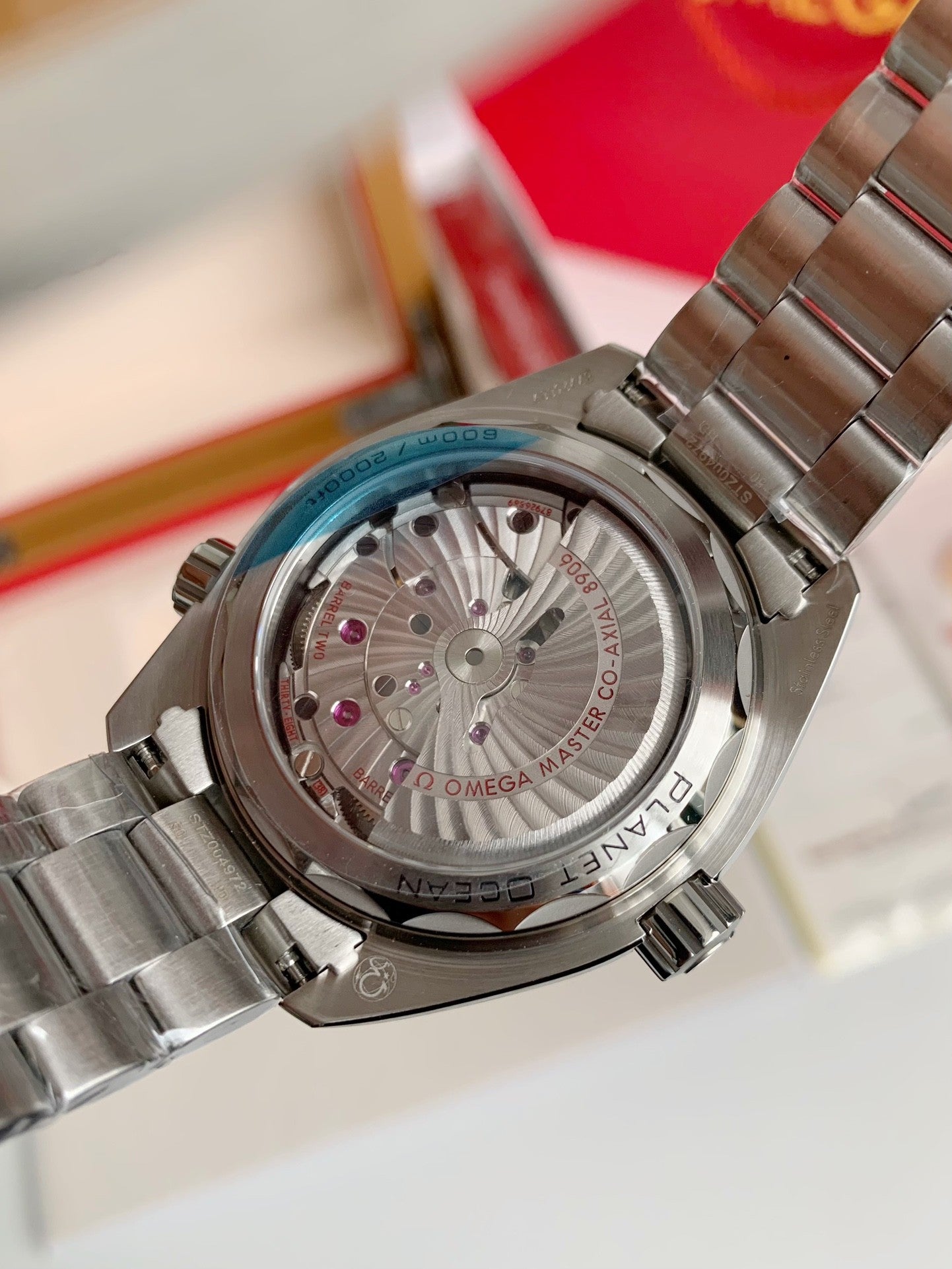 Seamaster Planet Ocean 600M GMT – Black & White Bezel Edition, 43.5mm