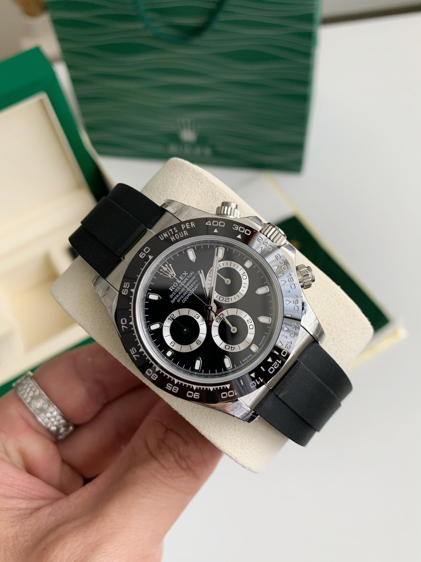 Daytona 904L Series Men's Watch