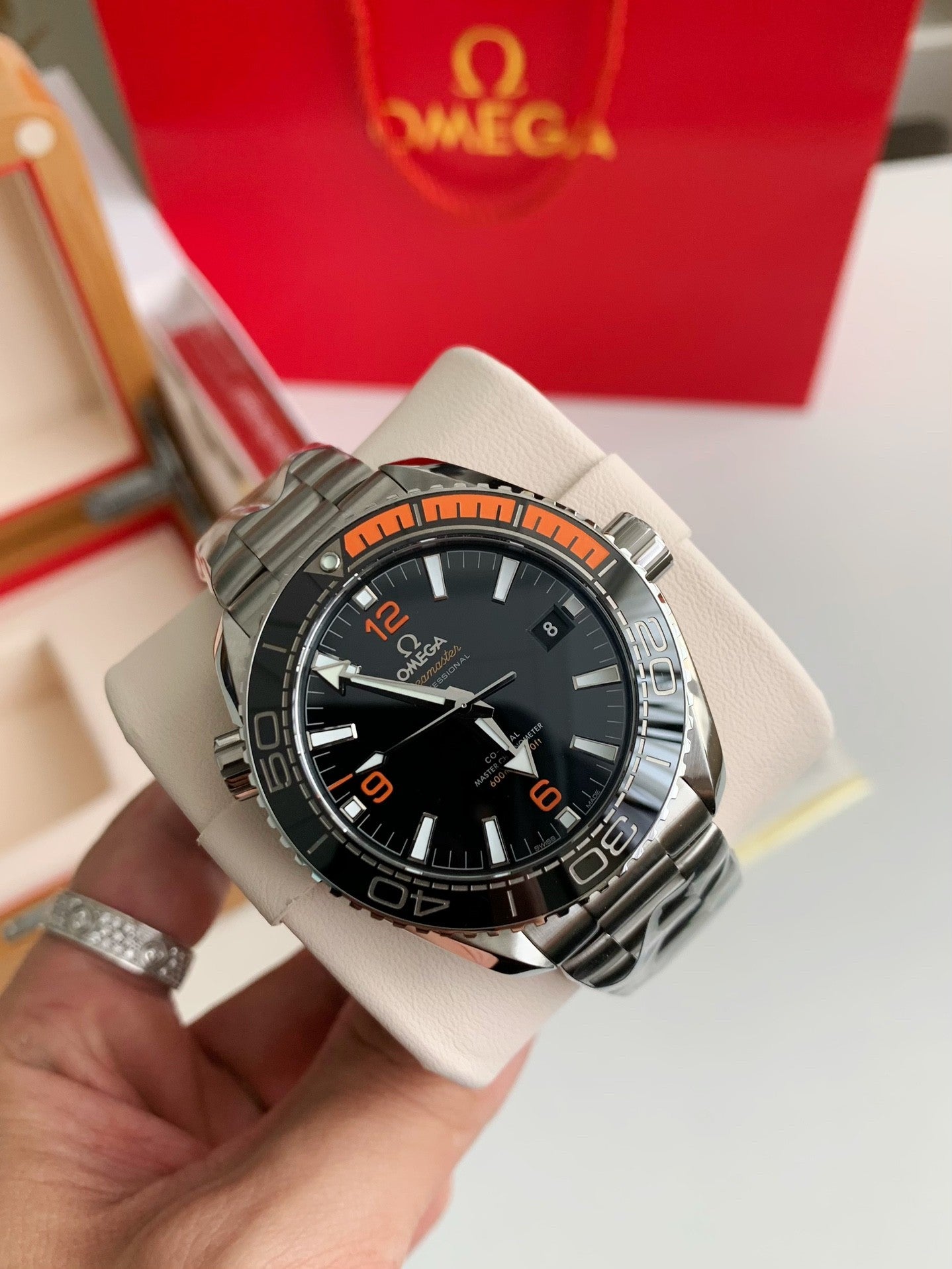 Seamaster Planet Ocean 600M – Cosmos Cup Edition, Orange Ceramic Bezel, Co-Axial Master Chronometer, 43.5mm
