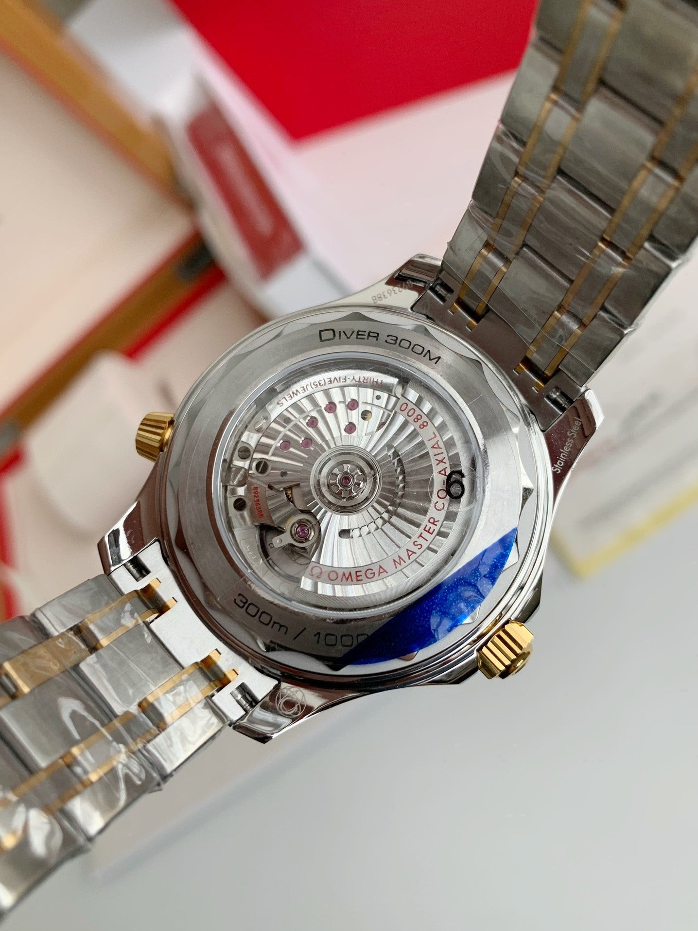 Seamaster Diver 300M – Two-Tone Gold & Steel, Black Wave Dial, Co-Axial Master Chronometer, 43.5mm