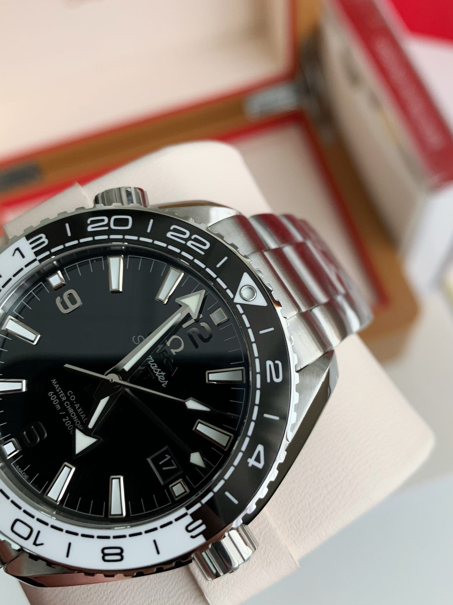 Seamaster Planet Ocean 600M – Cosmos Cup Edition, Co-Axial Master Chronometer, 43.5mm