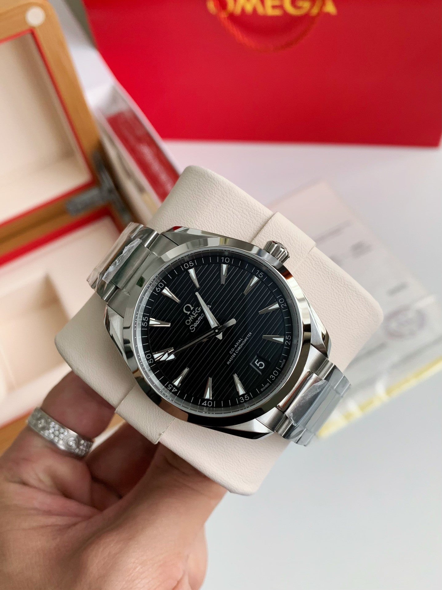 Seamaster Aqua Terra 150M – Black Dial, Stainless Steel, Co-Axial Master Chronometer, 41mm