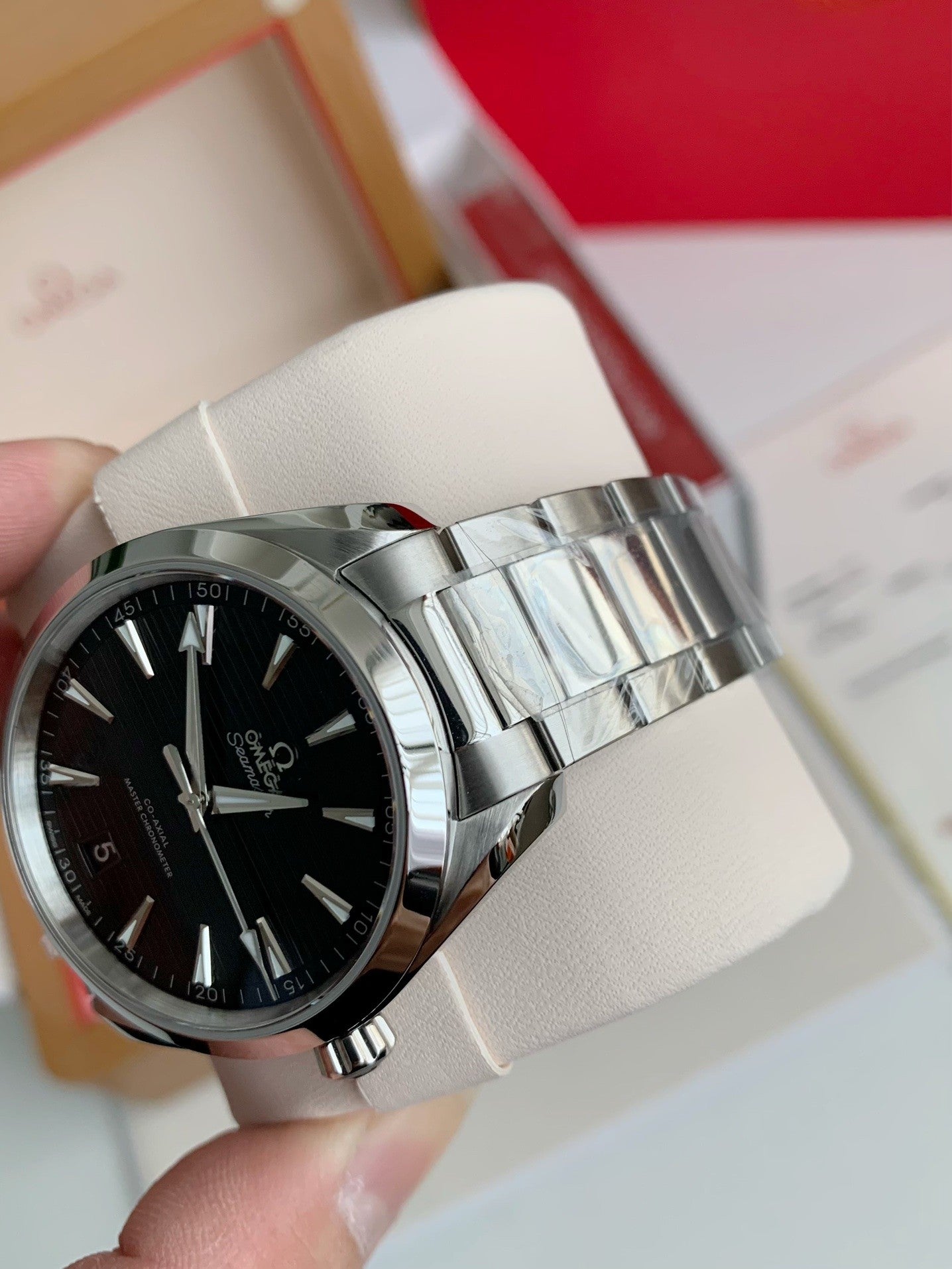 Seamaster Aqua Terra 150M – Black Dial, Stainless Steel, Co-Axial Master Chronometer, 41mm