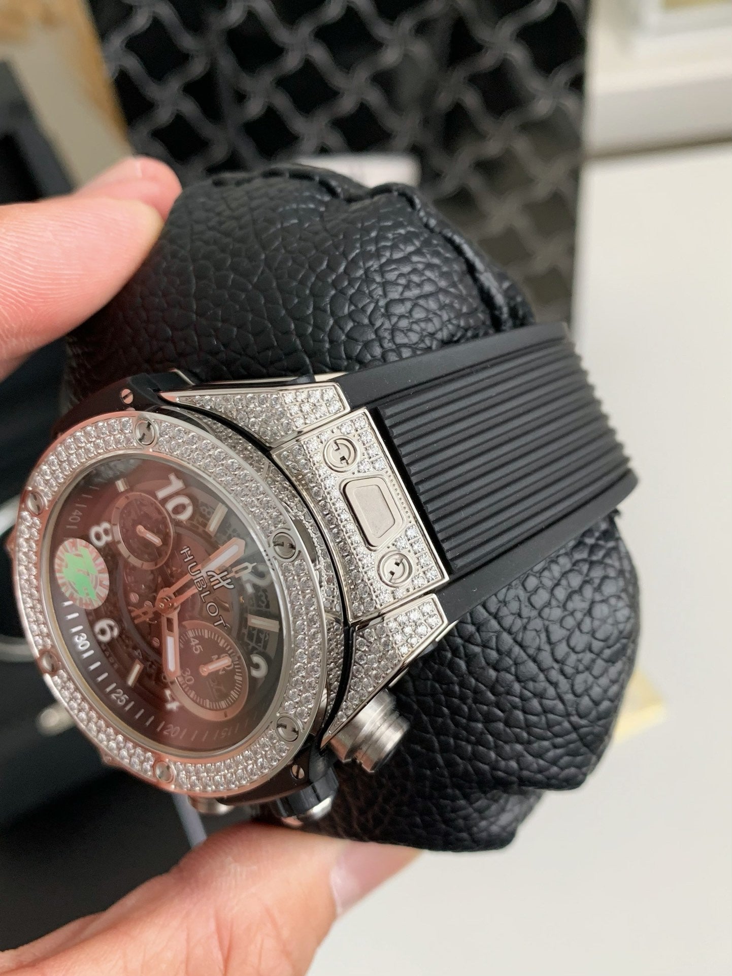 Full Diamond Chronograph V2 – Sapphire Mirror, Rubber Strap, Modified 7750 Movement