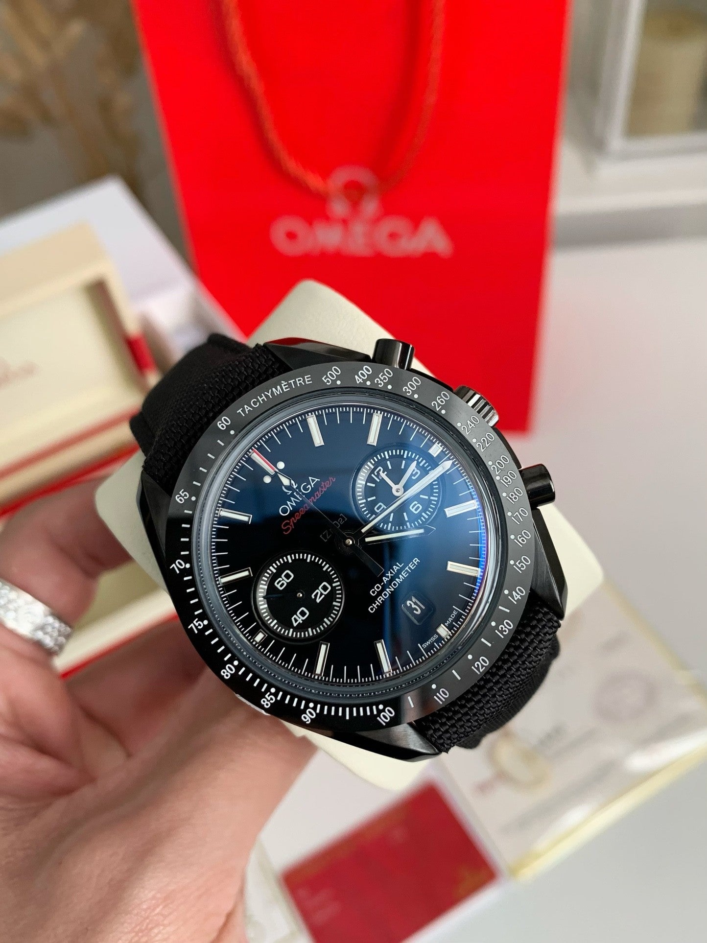 Speedmaster "Dark Side of the Moon" – Co-Axial Chronometer, Black Ceramic Case, 44.25mm