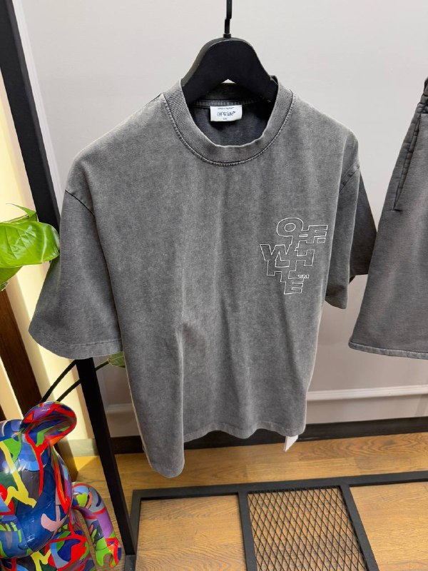 Black Outline Arrow Skate Short-Sleeved Tee & Cotton Shorts Set