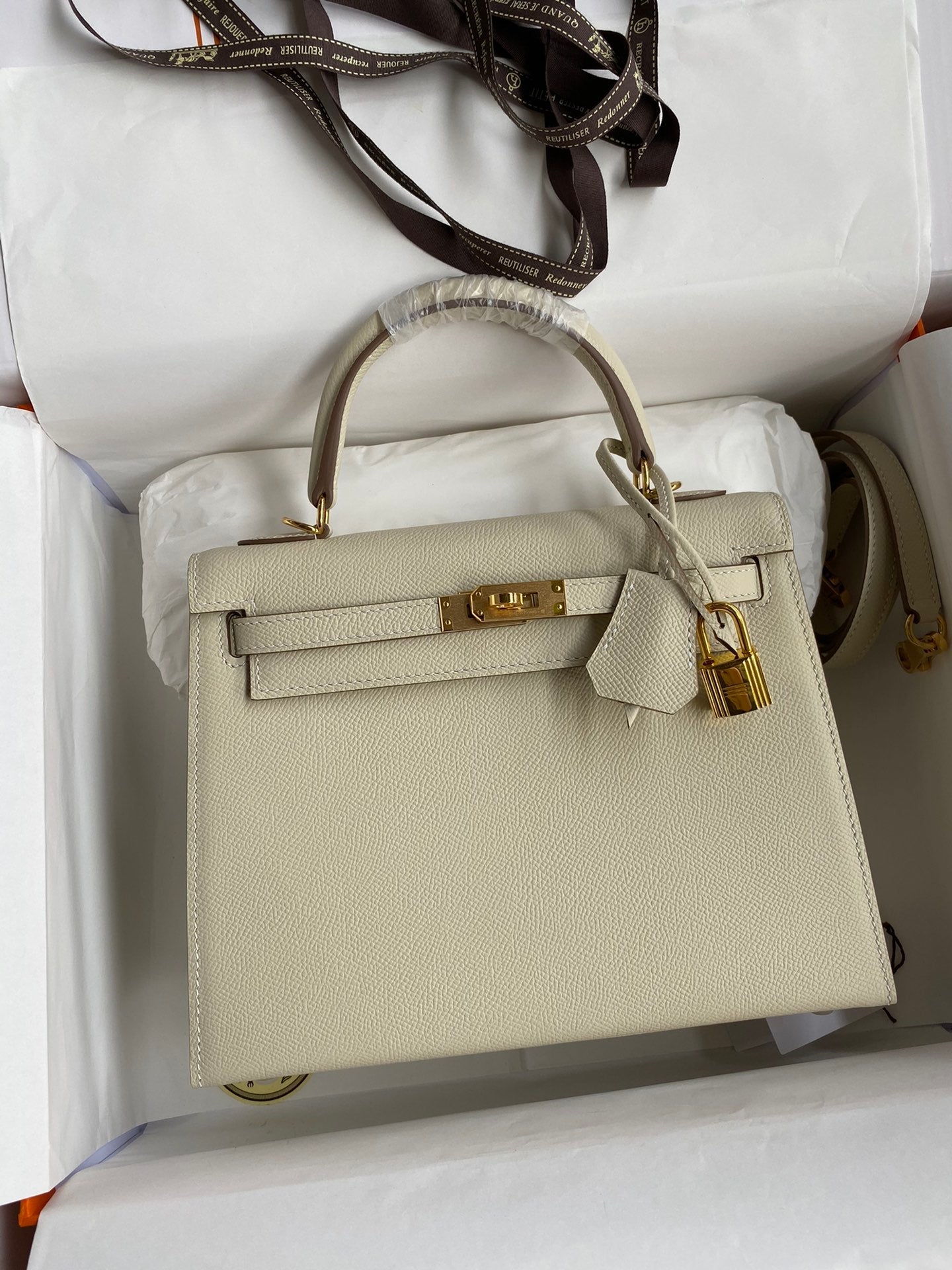 Kelly 25 Epsom Leather Bag