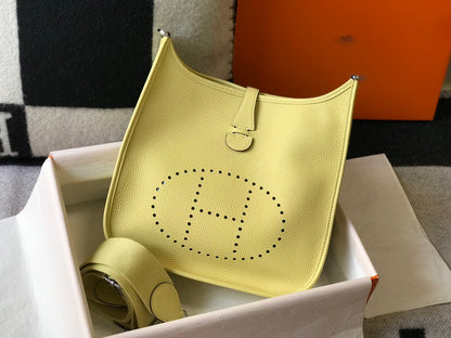 Evelyne Bag