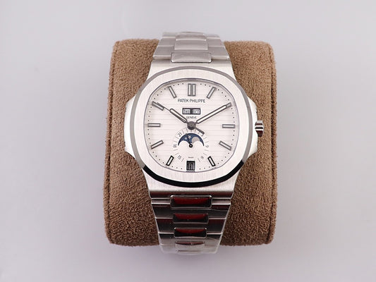 Nautilus 5726 Moonphase Automatic – White Dial | 40.5mm