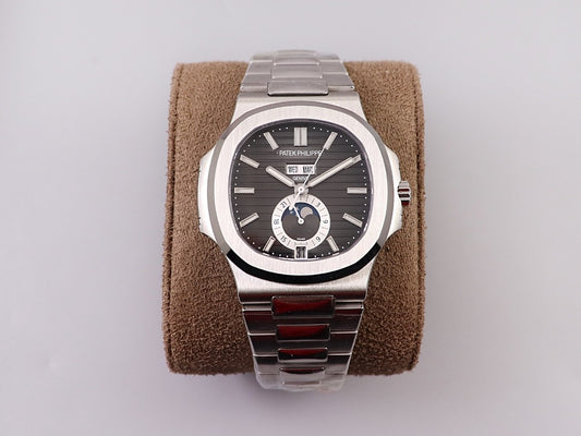 Nautilus 5726 Moonphase Automatic – Black Dial | 40.5mm