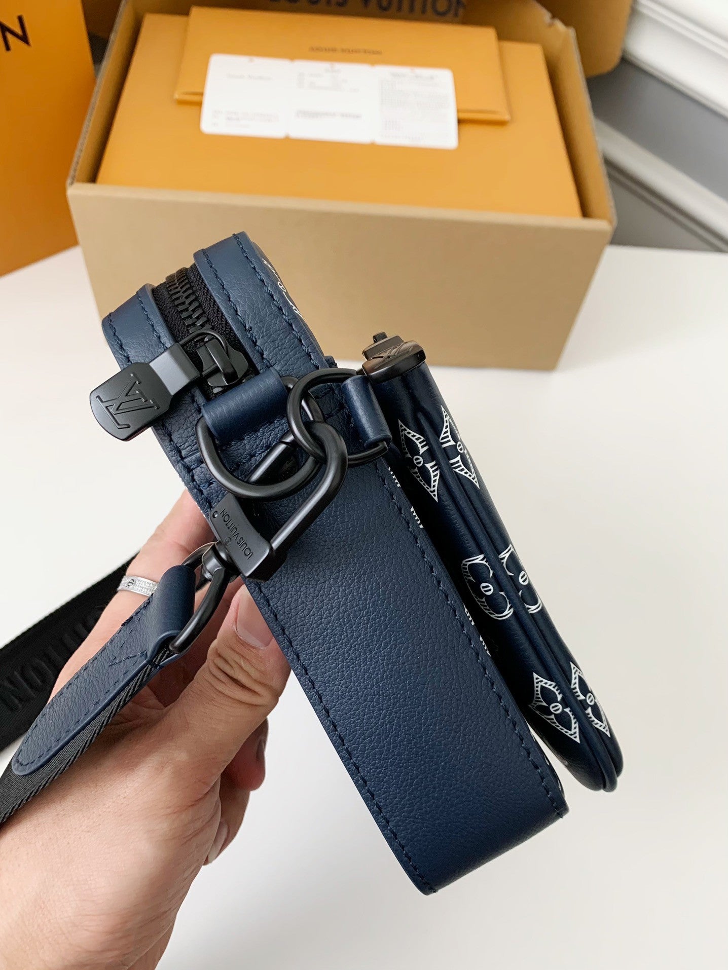 Trio Messenger Bag