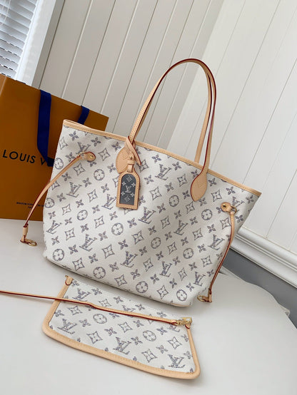 Neverfull Medium Handbag