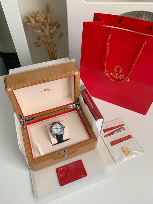 Seamaster Planet Ocean Cosmos Cup – White Dial with Navy Strap, 43.5mm