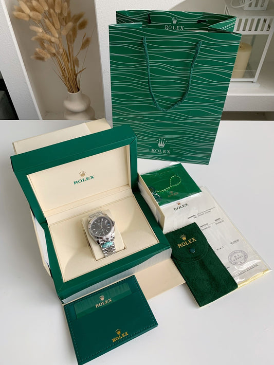 Datejust Style Watch – Slate Grey Dial, Fluted Bezel, 41mm Stainless Steel