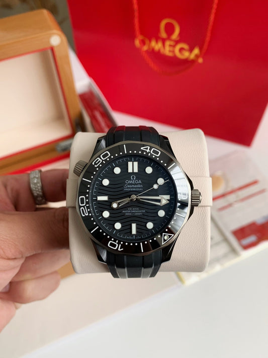Seamaster Diver 300M – Black Ceramic Bezel, Wave Dial, Co-Axial Master Chronometer, 43.5mm