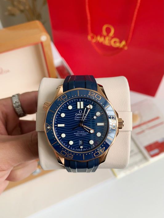 Seamaster Diver 300M – Blue Ceramic & Gold-Tone Edition, Co-Axial Master Chronometer, 43.5mm