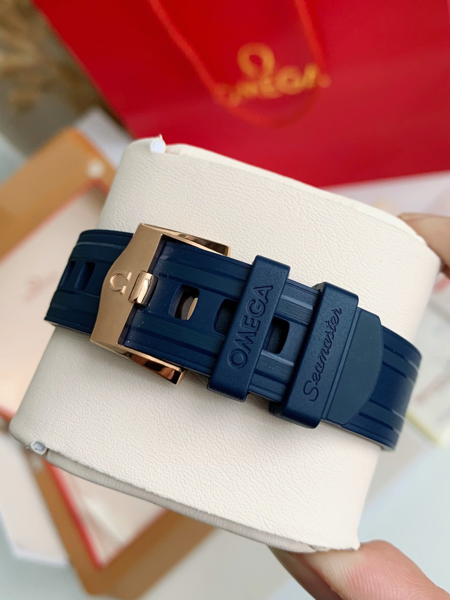 Seamaster Diver 300M – Blue Ceramic & Gold-Tone Edition, Co-Axial Master Chronometer, 43.5mm