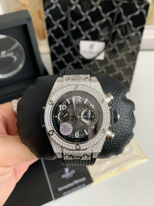 Full Diamond Chronograph V2 – Sapphire Mirror, Rubber Strap, Modified 7750 Movement