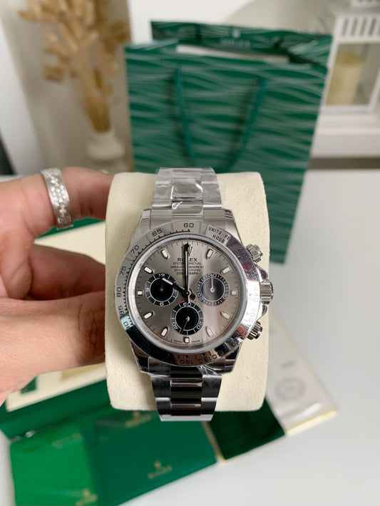Daytona Chronograph – Stainless Steel, Silver Dial, 40mm