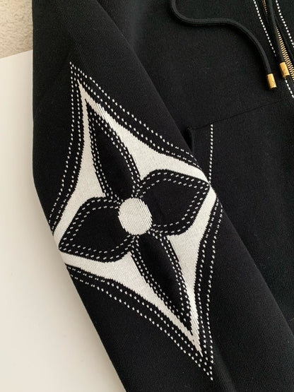 Black Hoodie Inlaid Flower Jacket