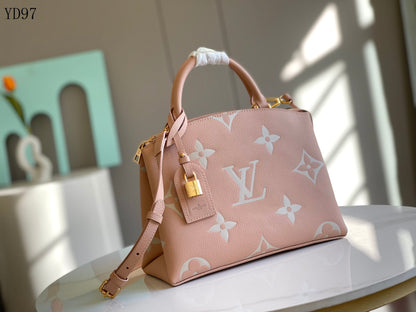 Petit Palais Bag