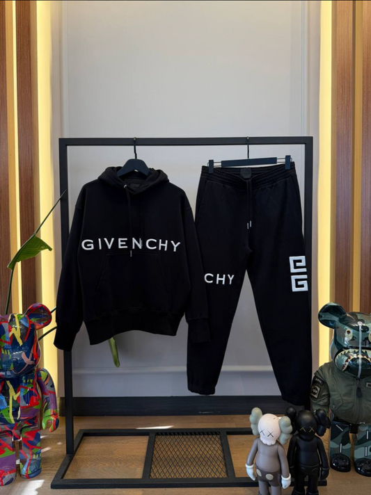 4G Logo Sweatshirt & Jogger Set