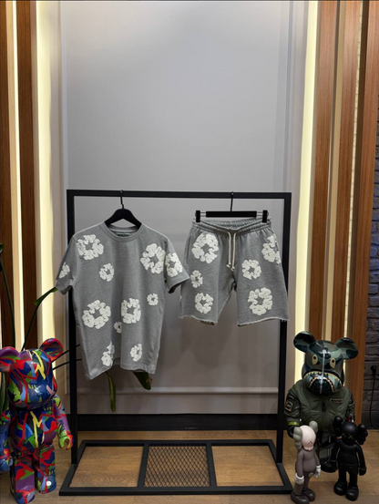 Gray Flower Print T-Shirt & Shorts Set