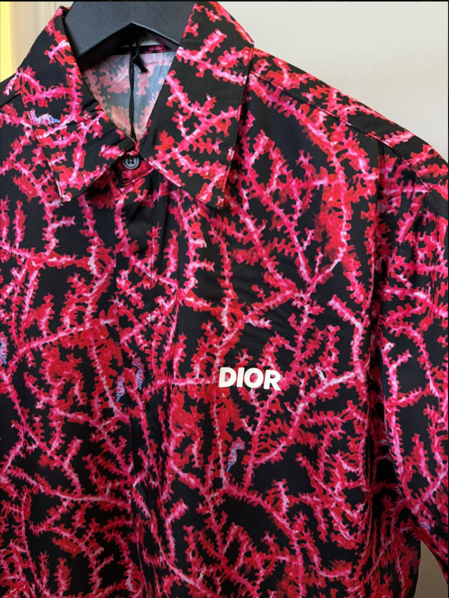 Italic Short Sleeved Black and Red Shirt Set