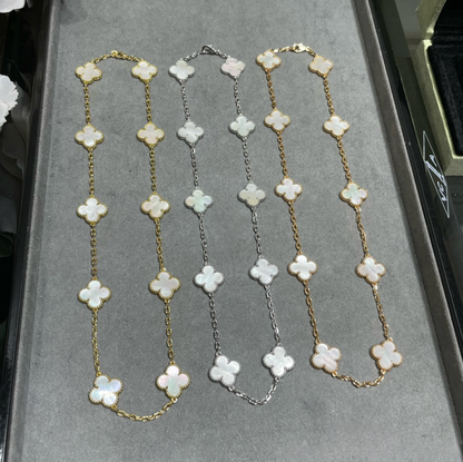 Clover Necklace – Mother of Pearl