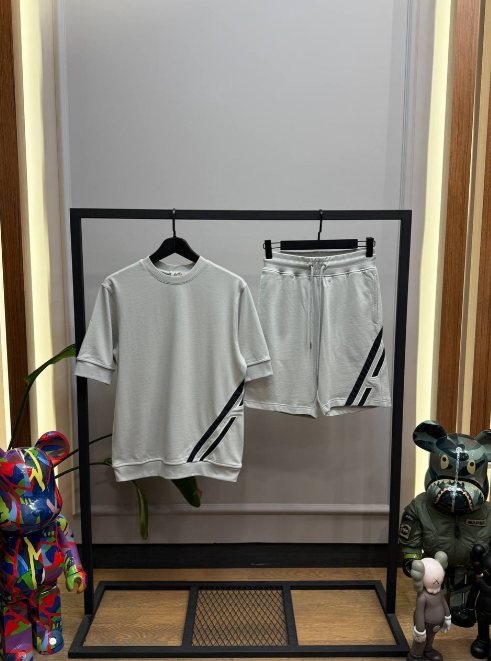 Run H T-Shirt & Shorts Set